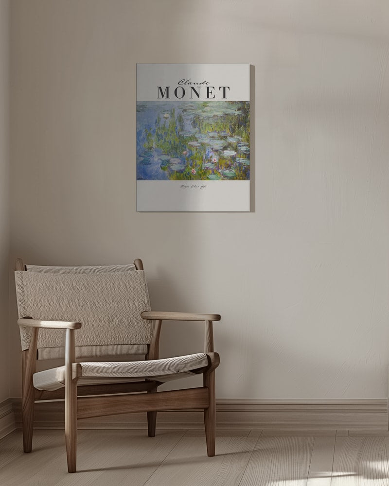 Ausstellungsplakat Claude Monet mit Seerosen auf blau-violettem Wasser, schwarzer Schriftzug