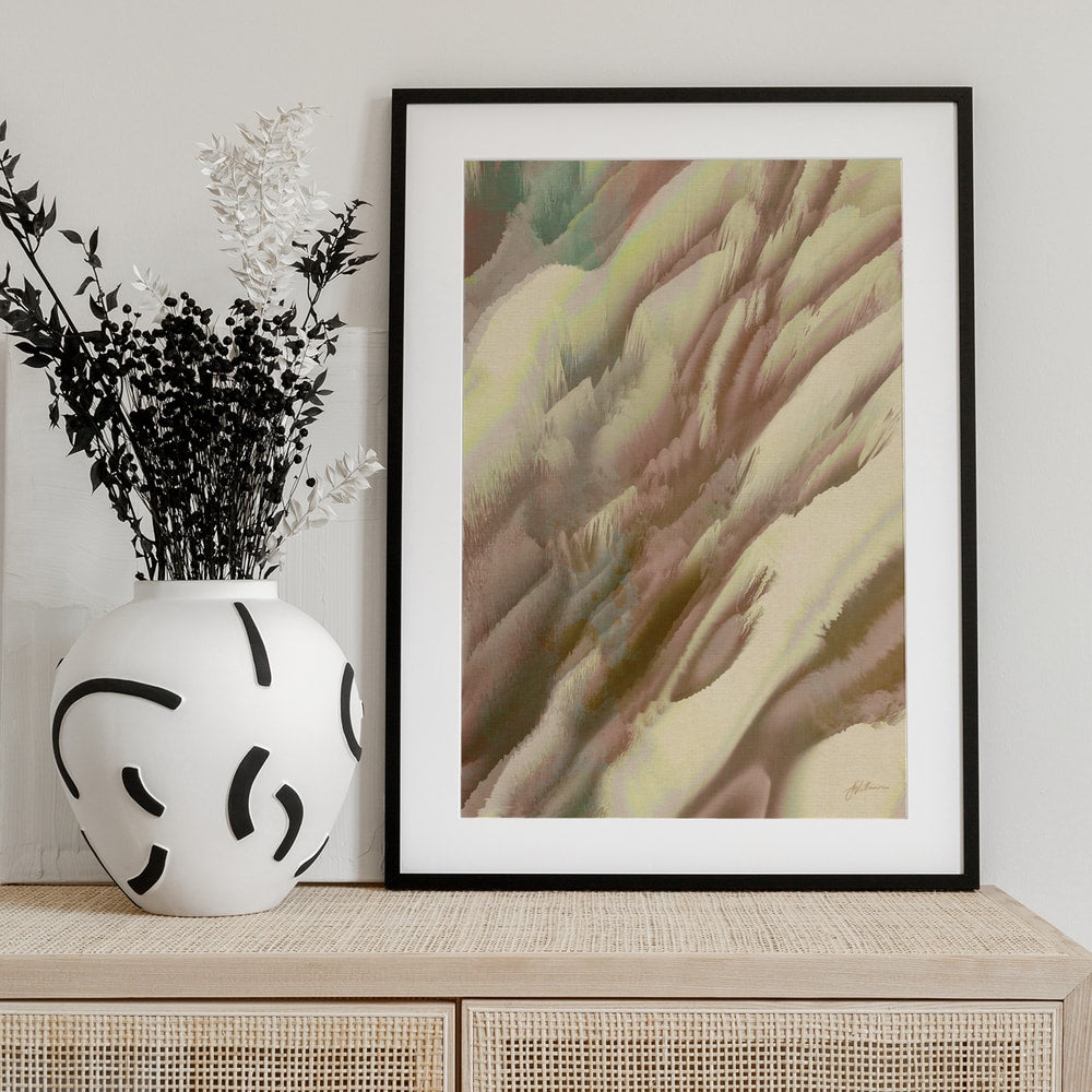 Abstrakte, fließende Formen in Creme, Rosé und Salbeigrün