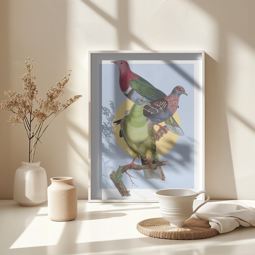 Illustration dreier bunter Tauben auf einem Ast vor gelbem Kreis und hellblauem Hintergrund