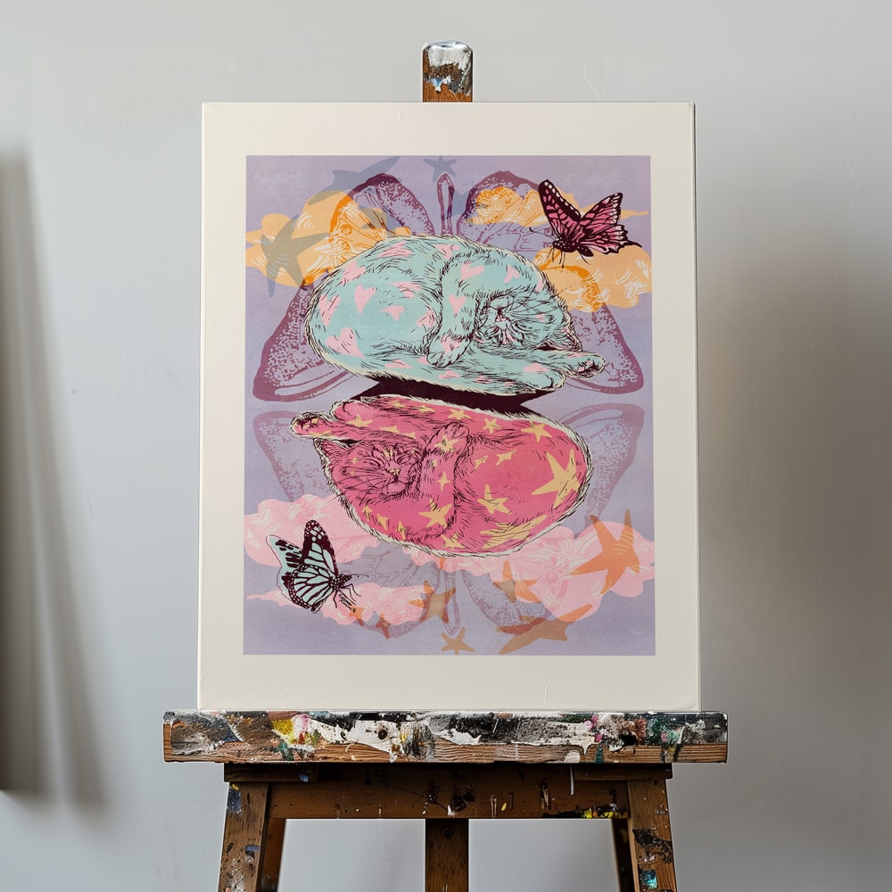 Illustration zweier schlafender Katzen in Mint und Pink mit Schmetterlingen und Sternen