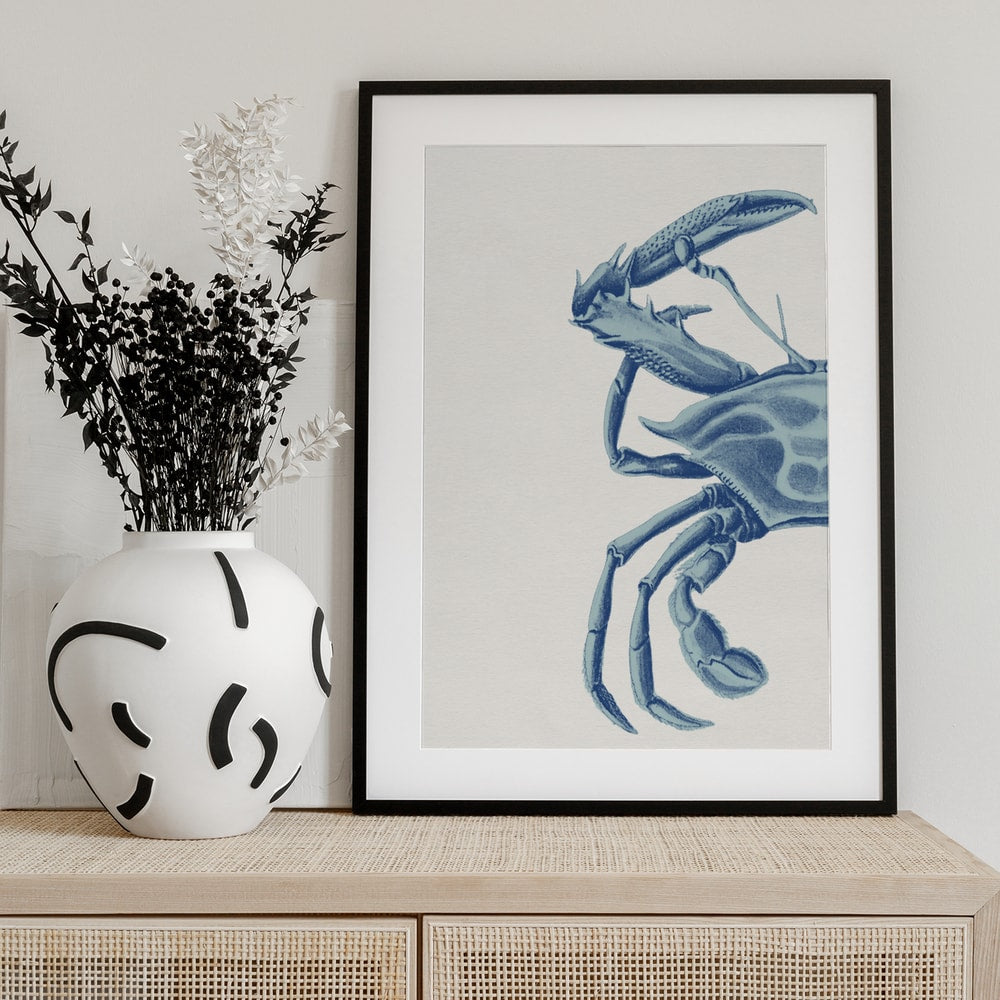 Vintage-Illustration einer blauen Krabbe auf hellem Hintergrund