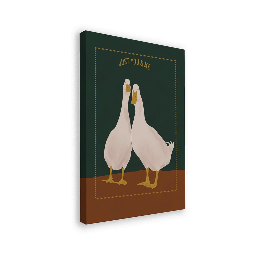 Zwei weiße Enten nebeneinander auf grünem Hintergrund mit Schriftzug Just You & Me