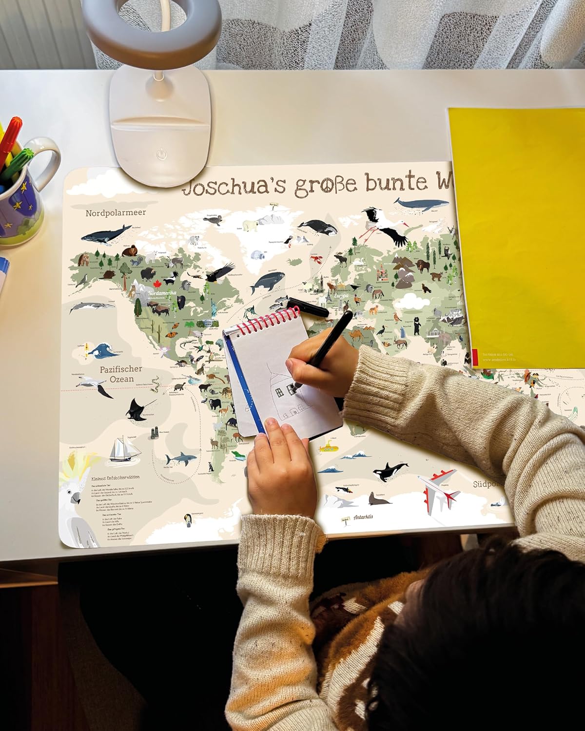 Welkarte Schreibtischunterlage mit Wunschnamen POD beige