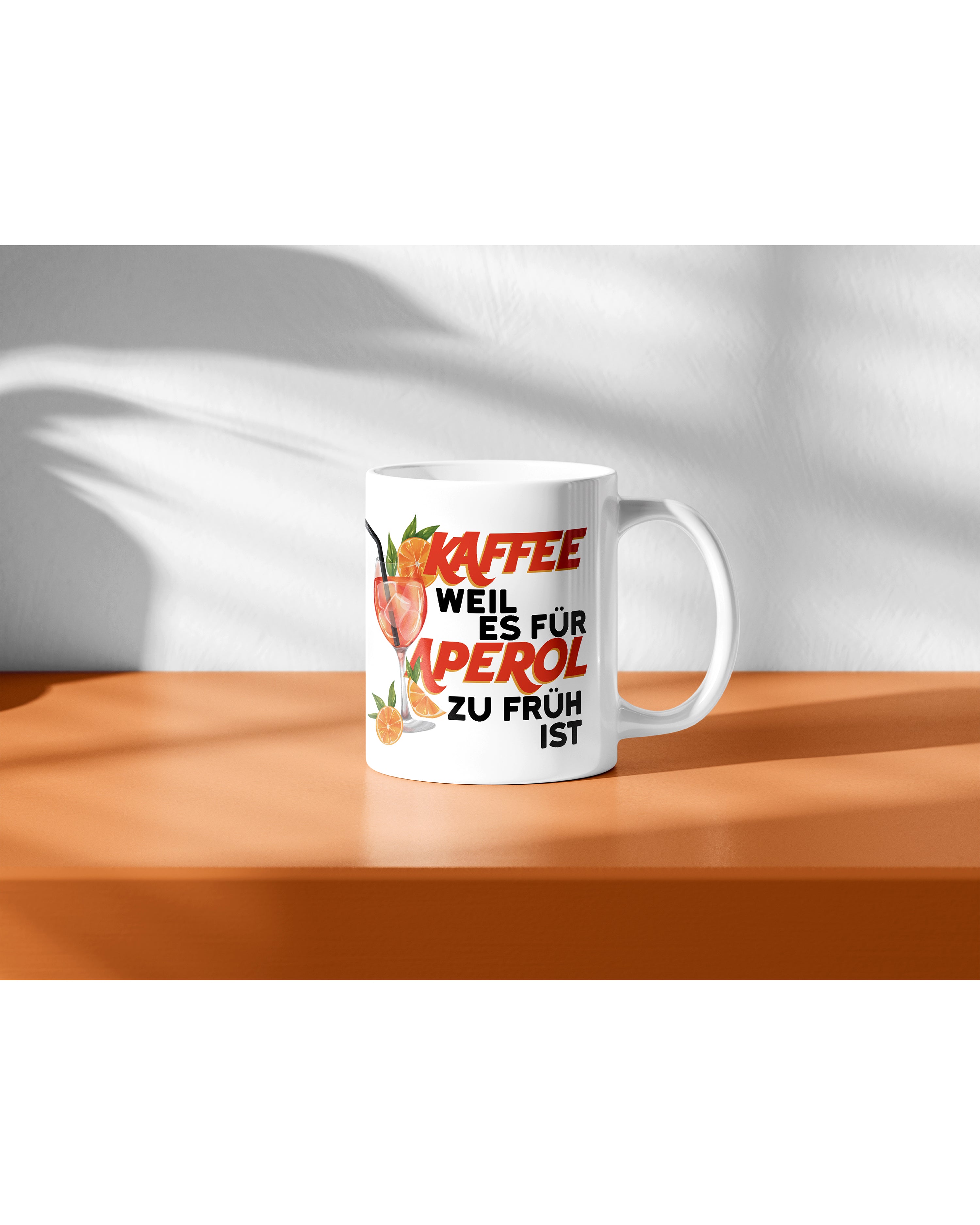 Kaffee weil es für Aperol noch zu früh ist Tasse