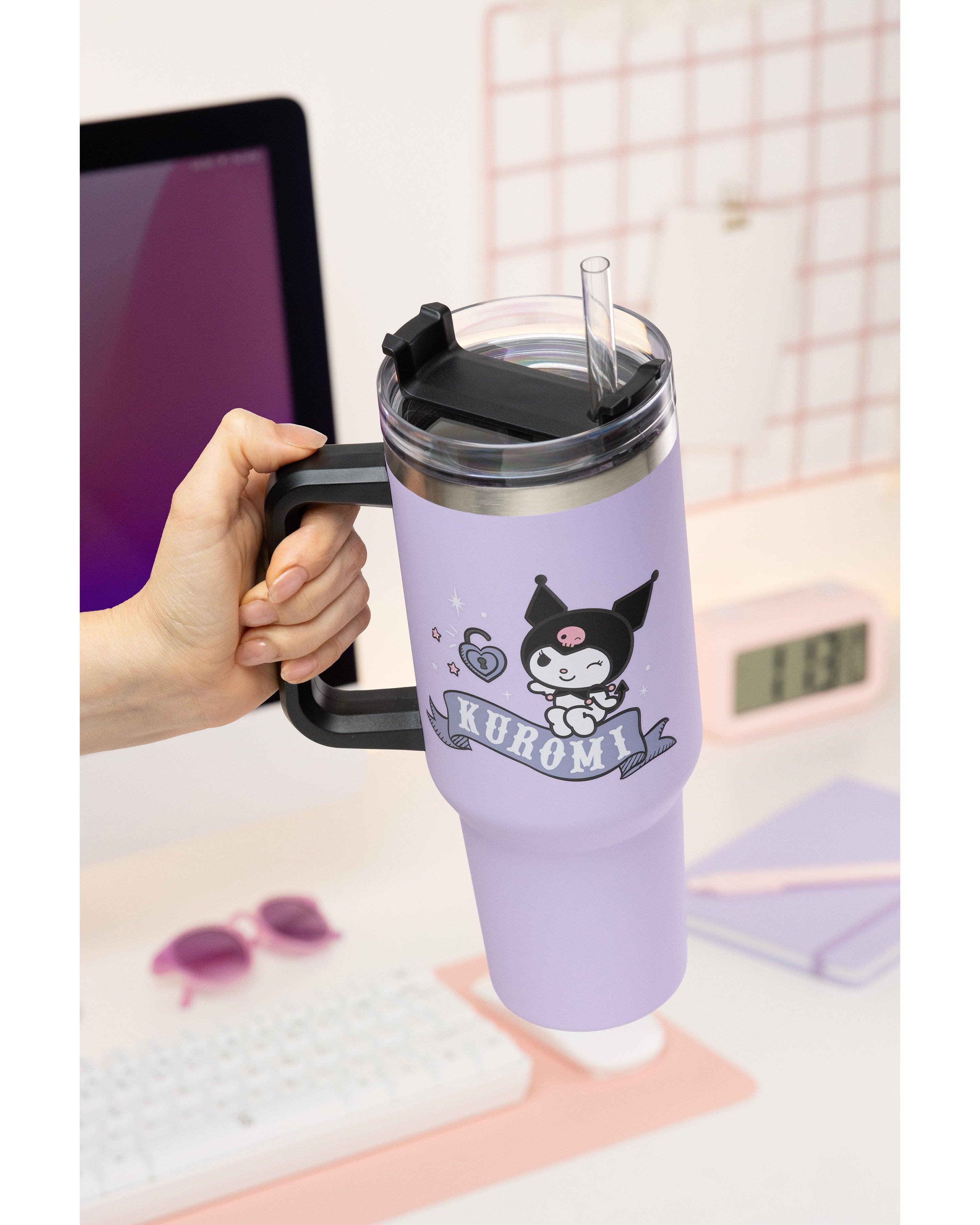 Kuromi 30 oz Tumbler 0,88l mit Mehrwegedeckel