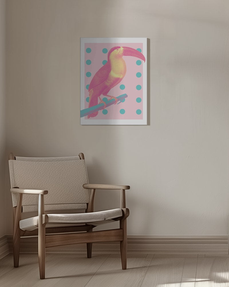 Illustration eines pink-gelben Tukans auf türkisem Ast vor rosa Hintergrund mit Punkten